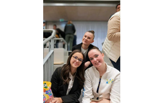 Ely et Elodie (juges) accompagnées de Maëlys